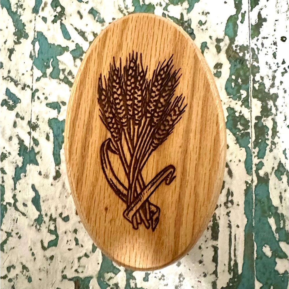 Wood Magic Marble Towel Holder with Wheat Design